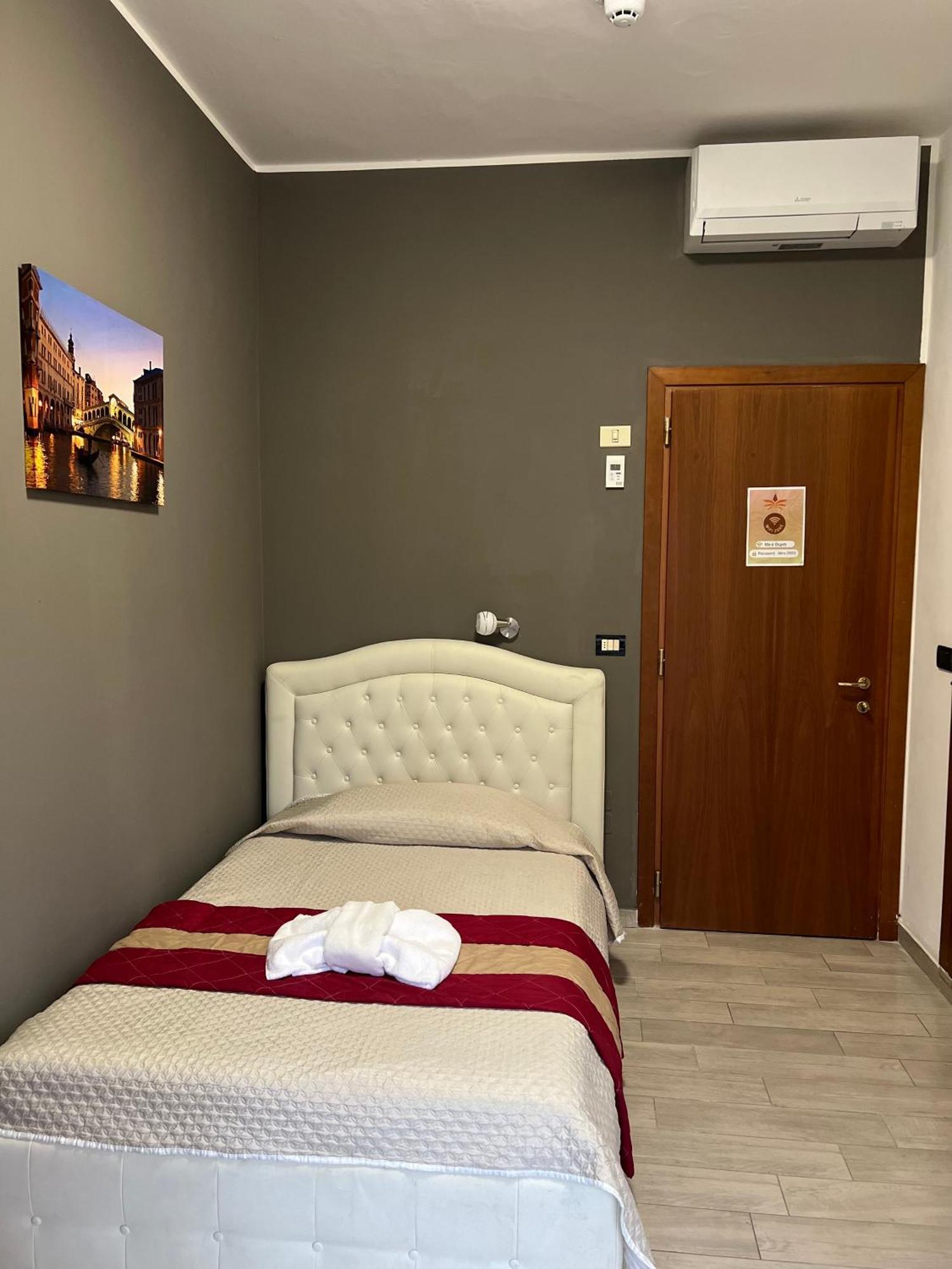 Hotel Miro Rimini Esterno foto