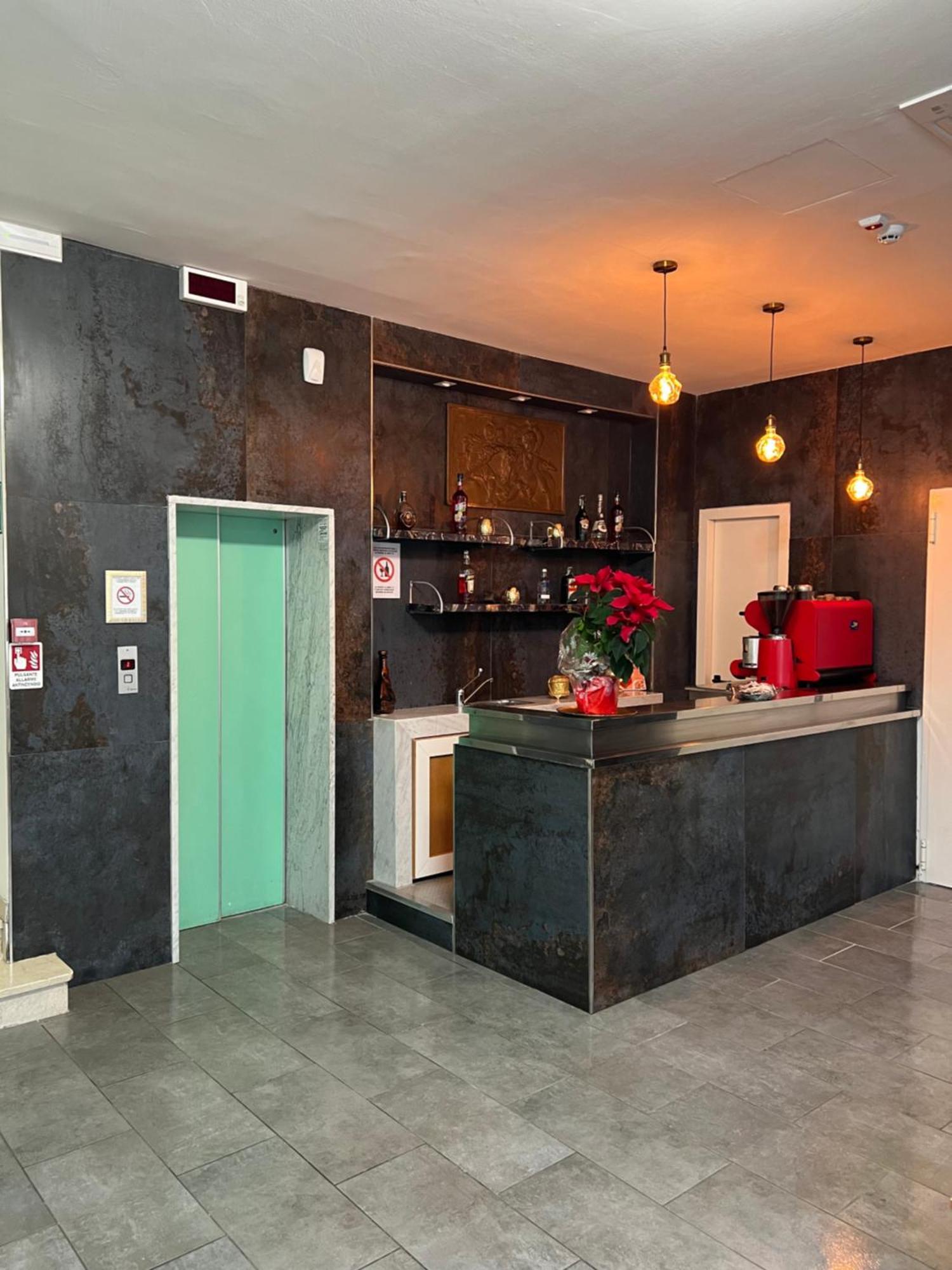 Hotel Miro Rimini Esterno foto